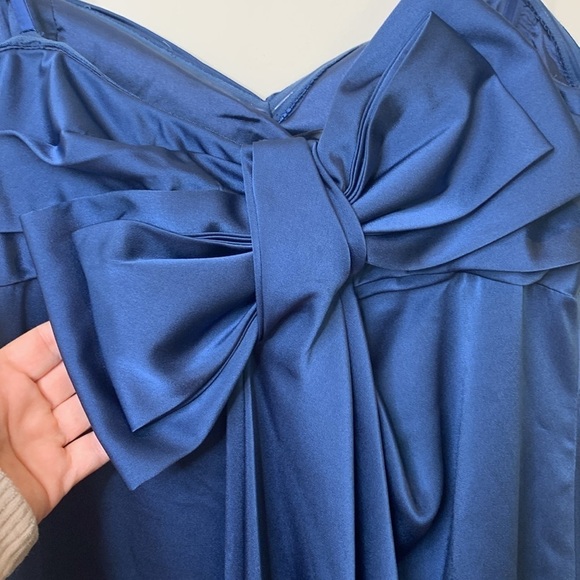 BCBGMaxAzria | Midnight Blue Satin Corset Bow Strapless Prom Wedding Dress 10 - Picture 13 of 17